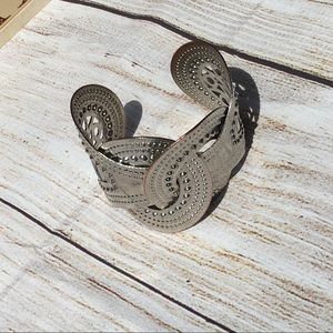 Metal cuff bracelet